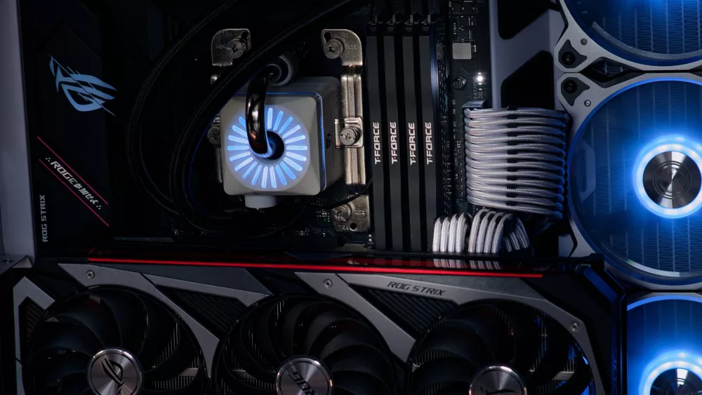 Unleashing the Beast: My Deep Dive into the 8pack ORIONX PC